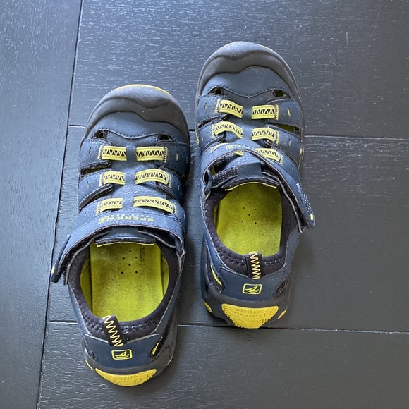 Sperry Top-Sider Boys Wet Tech Fisherman. Blue/Green. Size 1 - Picture 5 of 9